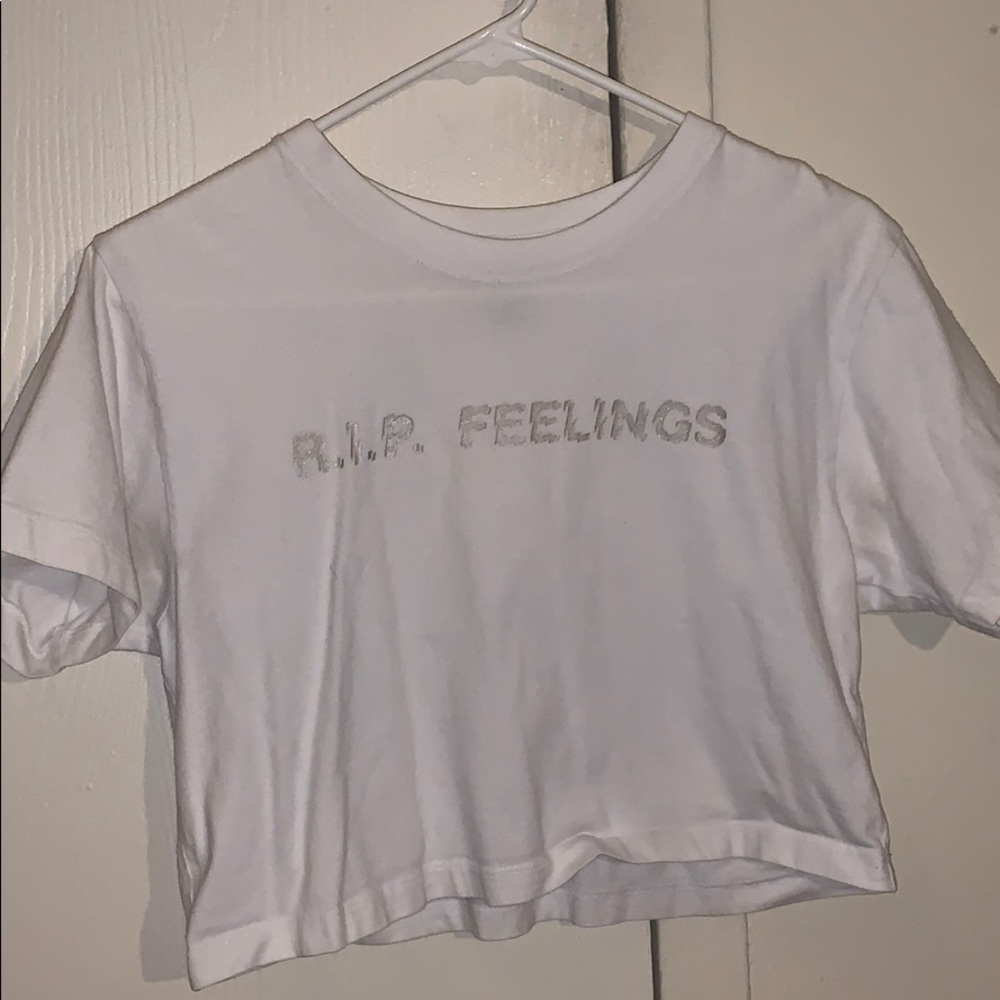 R.I.P. feelings cropped shirt